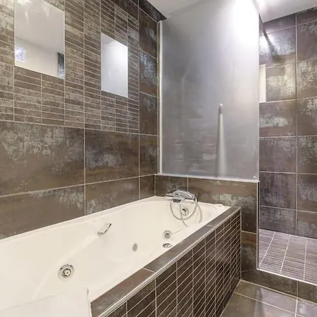 Appartement Balcon De L'opera, Climatise Pour 2 Personnes, Lyon