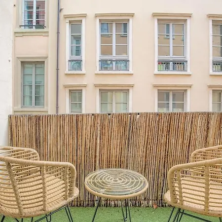 Balcon De L'opera, Climatise Pour 2 Personnes, Lyon